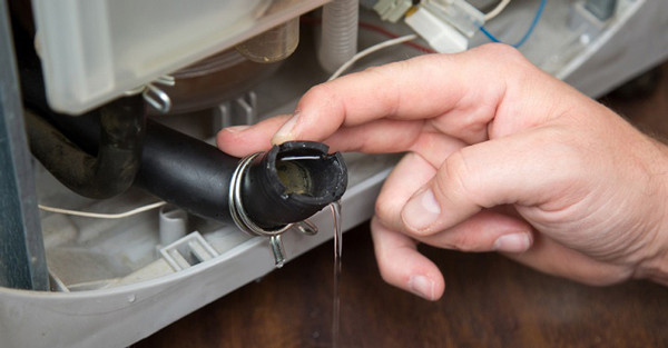 Cách khắc phục máy giặt bị chảy nước