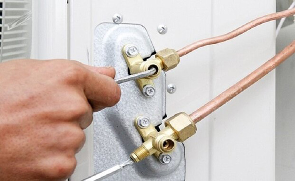 Quy trình tháo điều hòa đúng kỹ thuật